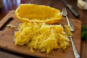 baked-spaghetti-squash-garlic-butter-4575
